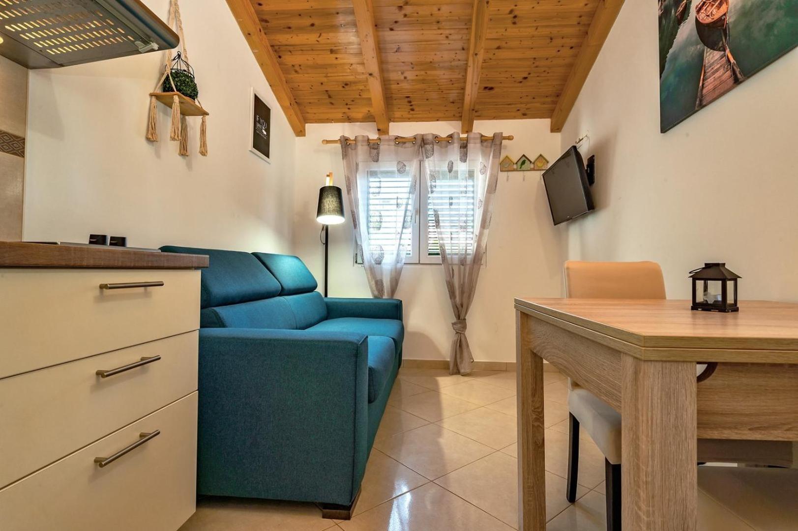 Sea Flower Beachfront Villa Sevid Exterior photo