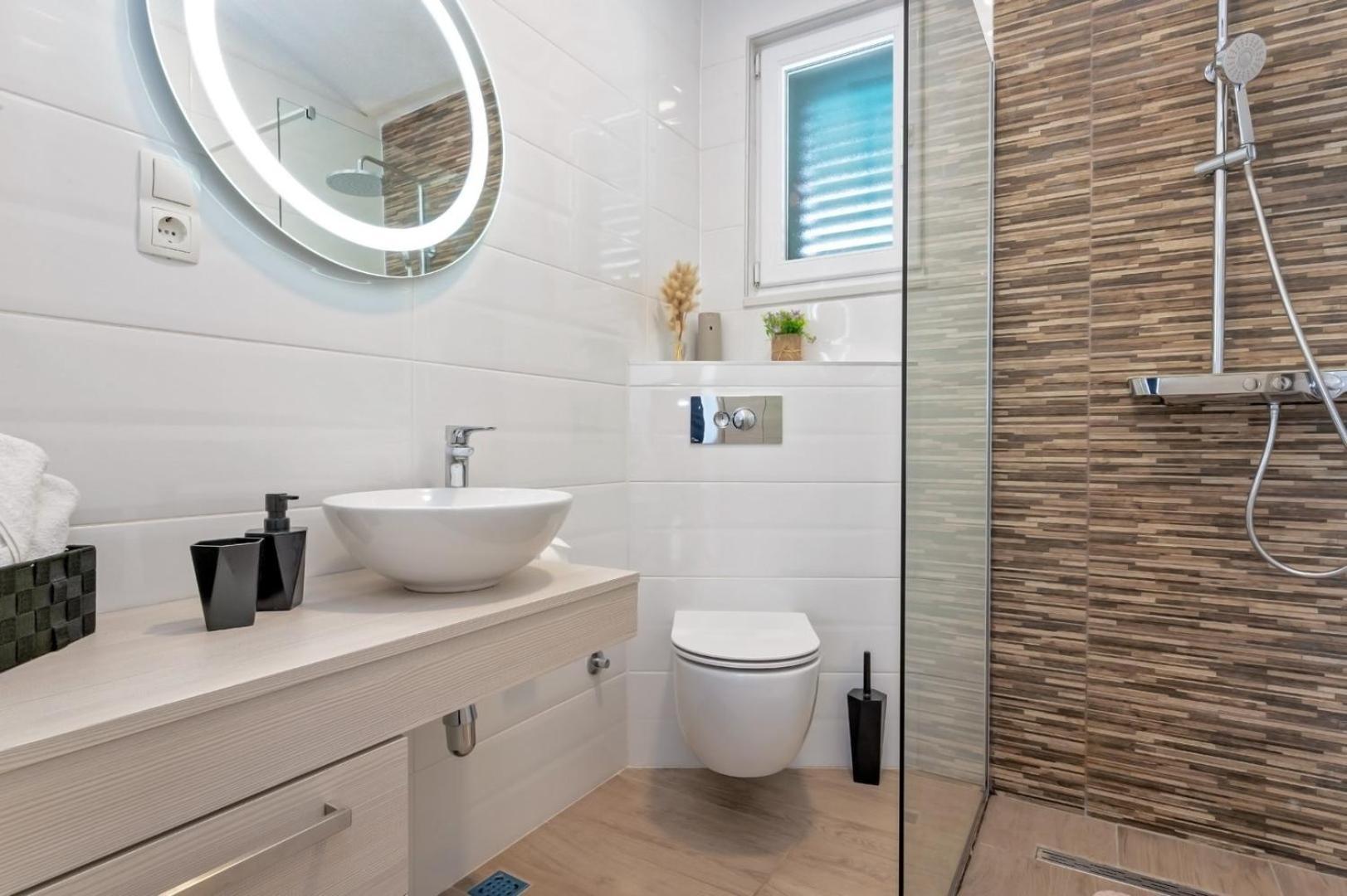 Sea Flower Beachfront Villa Sevid Exterior photo